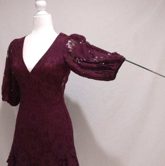 NWOT Saints + Secrets Maroon Lace Floral Dress - Picture 7 of 10